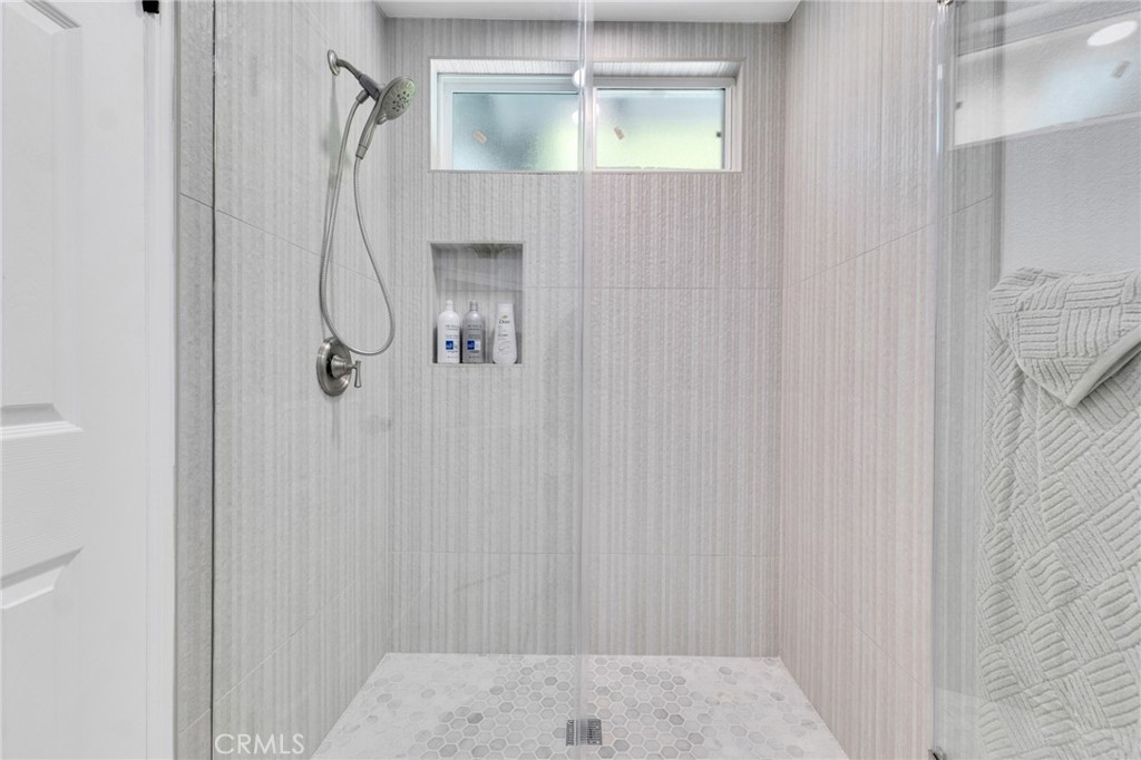 Shadow Oaks (318) - Residential Lease