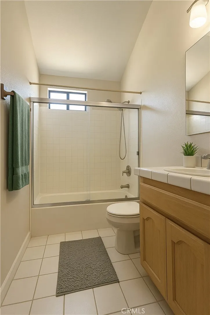 Hawthorne, California 90250, United States, 3 Bedrooms Bedrooms, ,3 BathroomsBathrooms,Residential,Active,142649