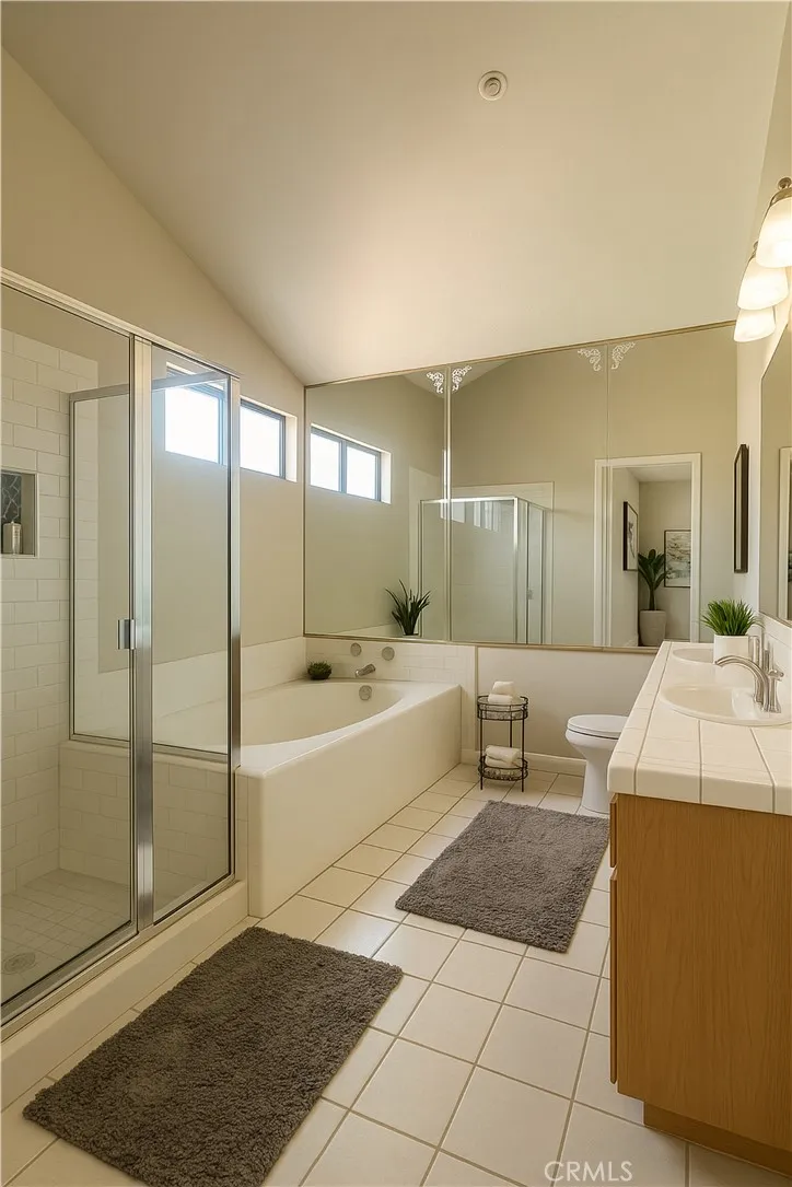 Hawthorne, California 90250, United States, 3 Bedrooms Bedrooms, ,3 BathroomsBathrooms,Residential,Active,142649