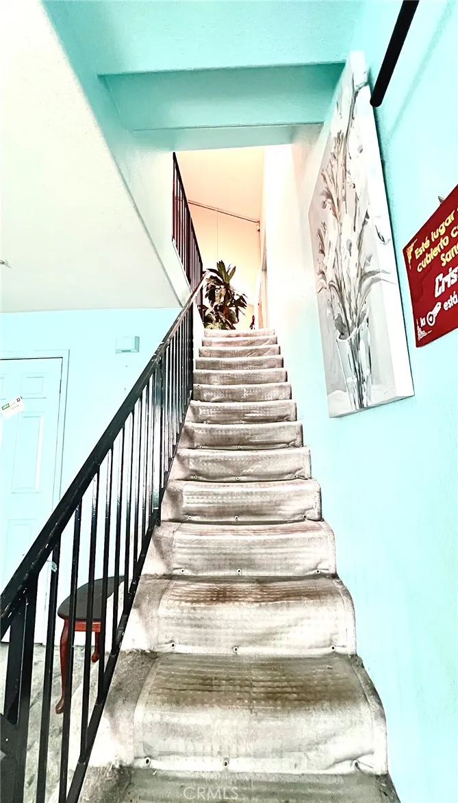 Hawthorne, California 90250, United States, 3 Bedrooms Bedrooms, ,3 BathroomsBathrooms,Residential,Active,142649