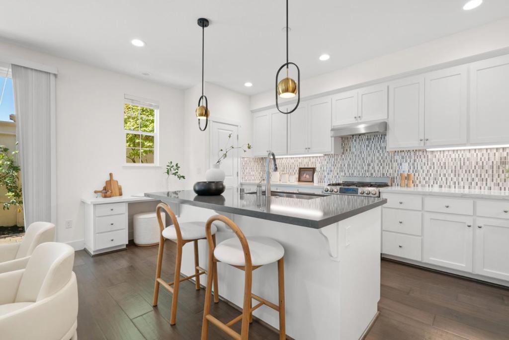 326 Polaris Terrace