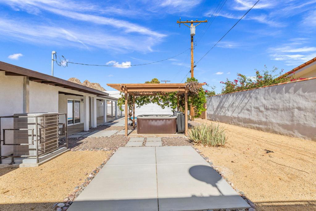 La Quinta Cove - Residential Lease