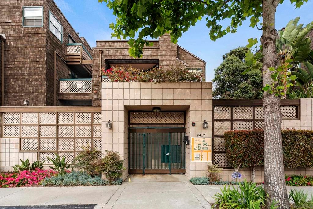 4435 Nobel Dr Dr 11, San Diego CA 92122