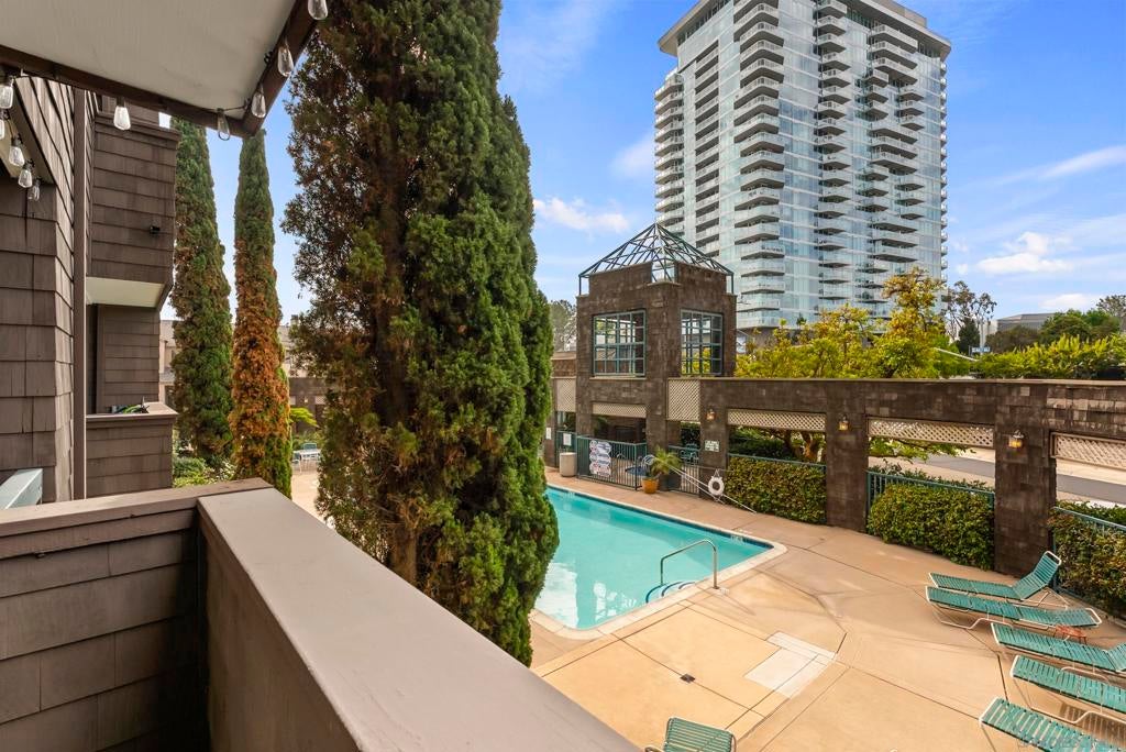 4435 Nobel Dr Dr 11, San Diego CA 92122