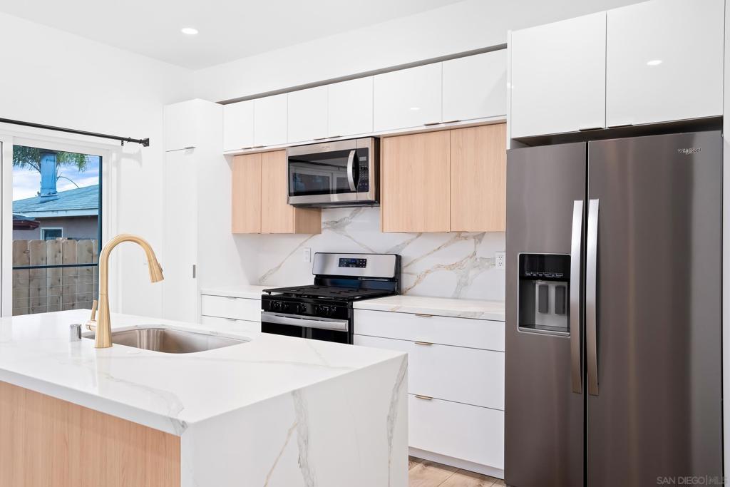 San Diego - Residential Income