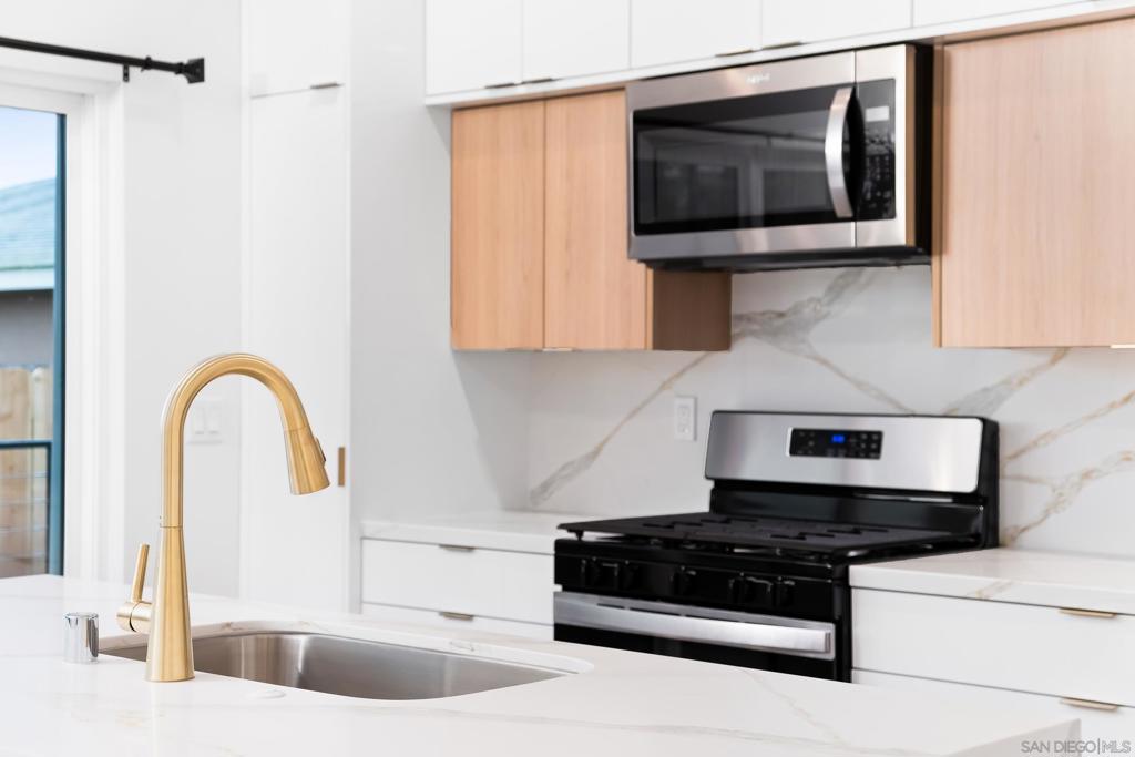 San Diego - Residential Income