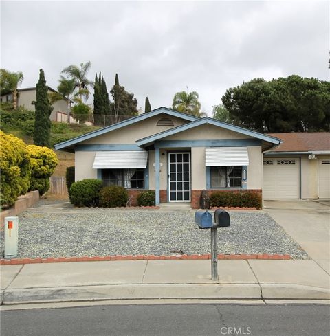 5111 El Circulo Oceanside CA 92056