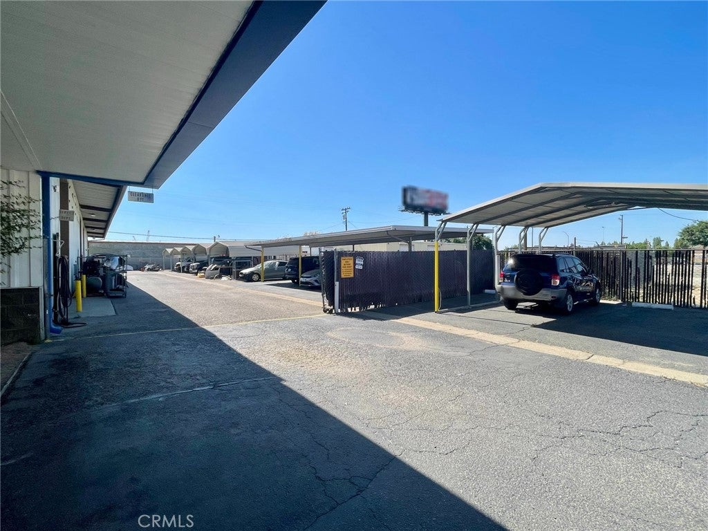 4751 N El Capitan