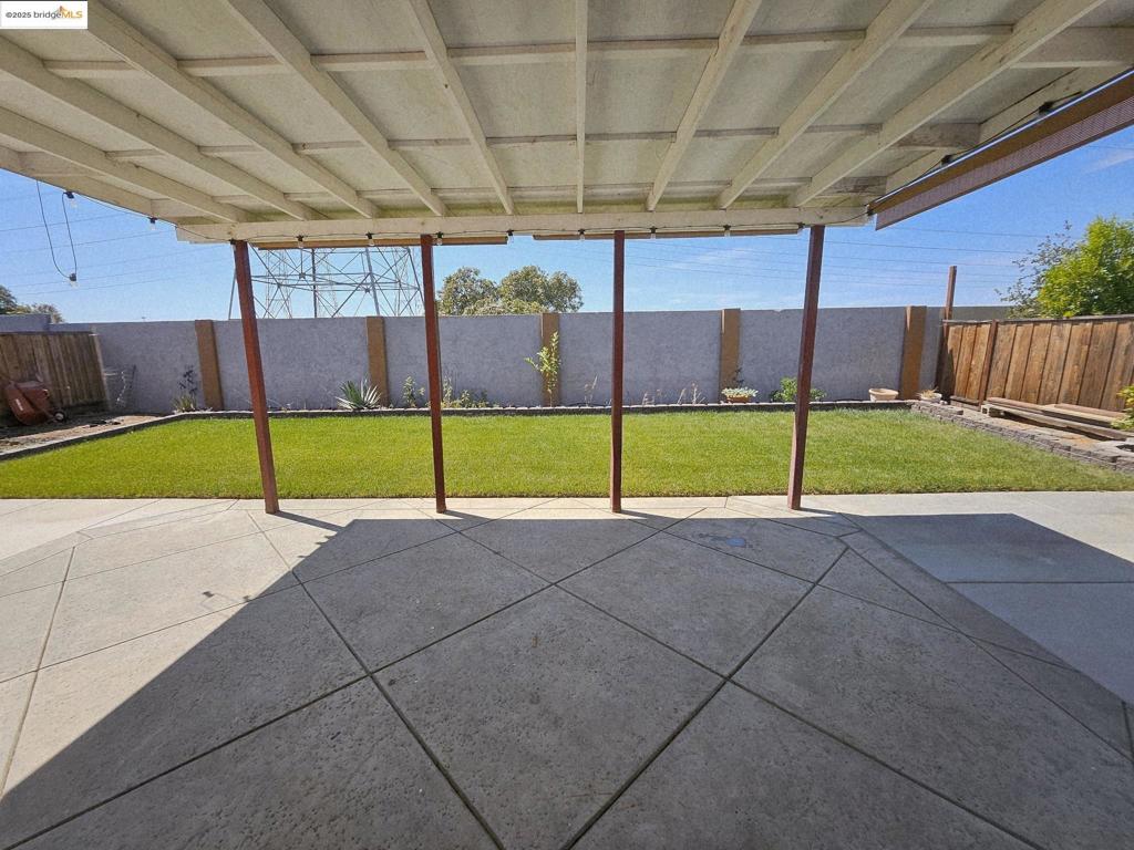 NEWPORTLAG - Residential Lease