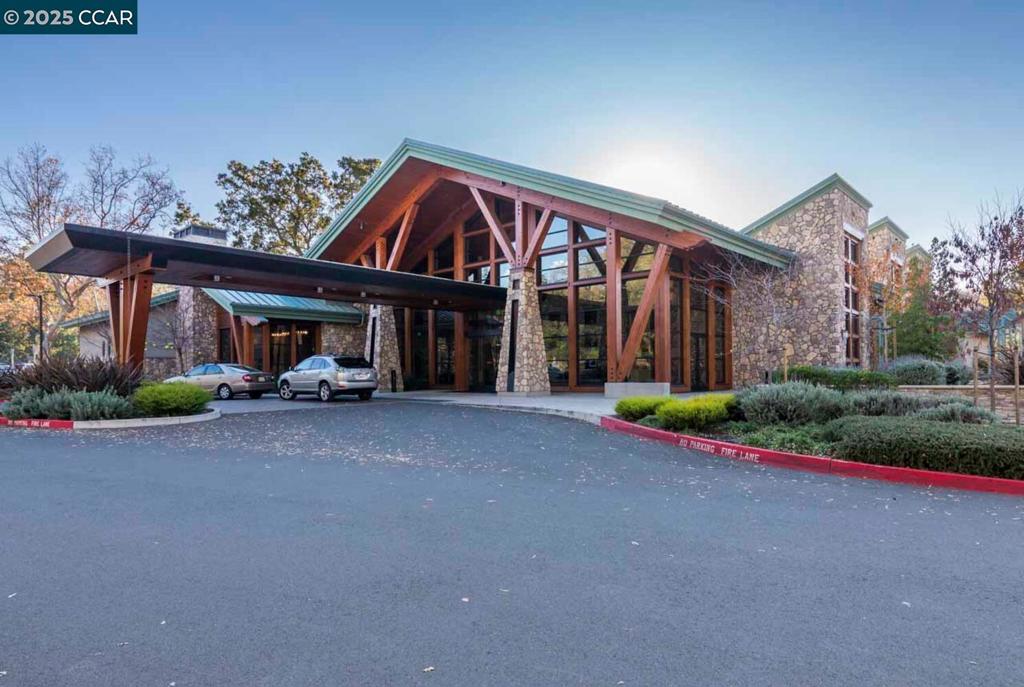 ROSSMOOR - Residential