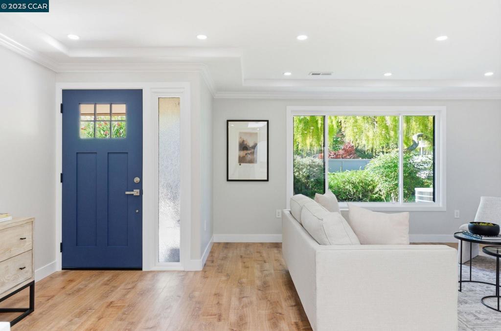 ROSSMOOR - Residential