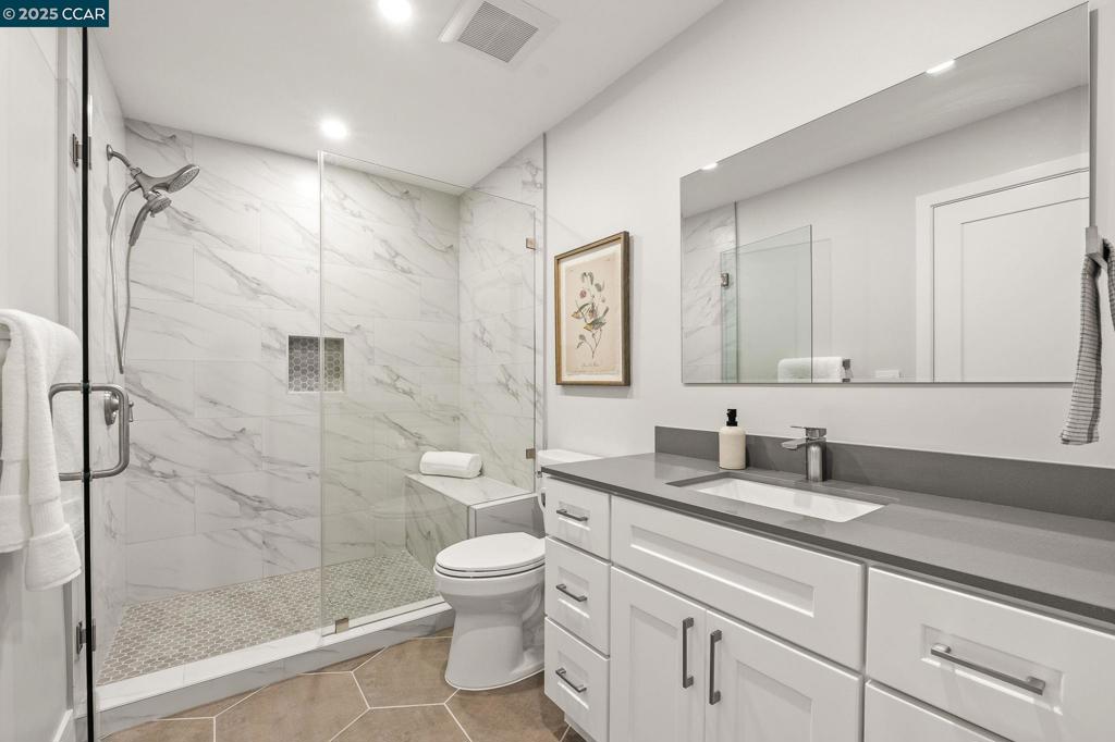 ROSSMOOR - Residential