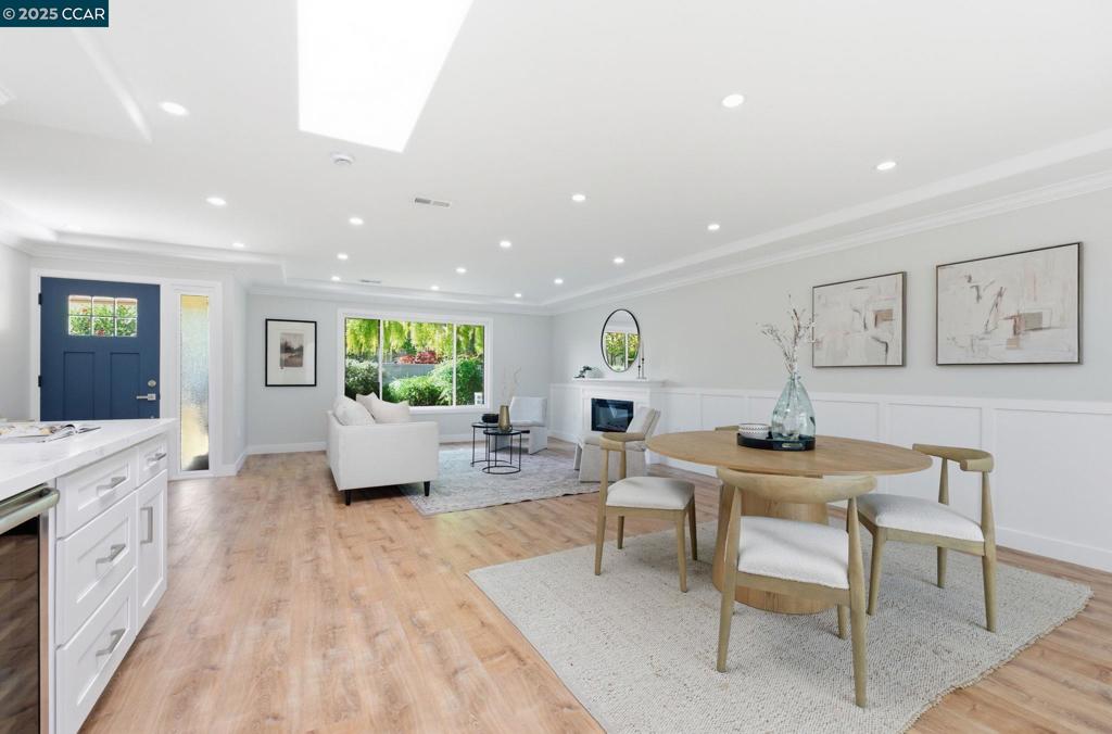 ROSSMOOR - Residential