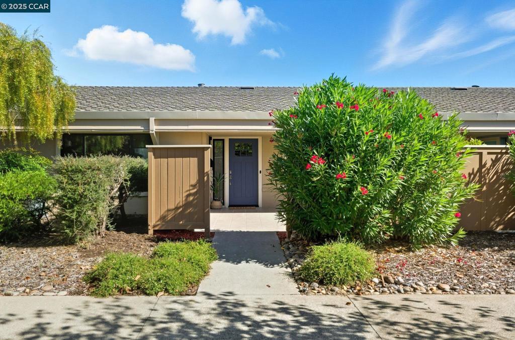 ROSSMOOR - Residential