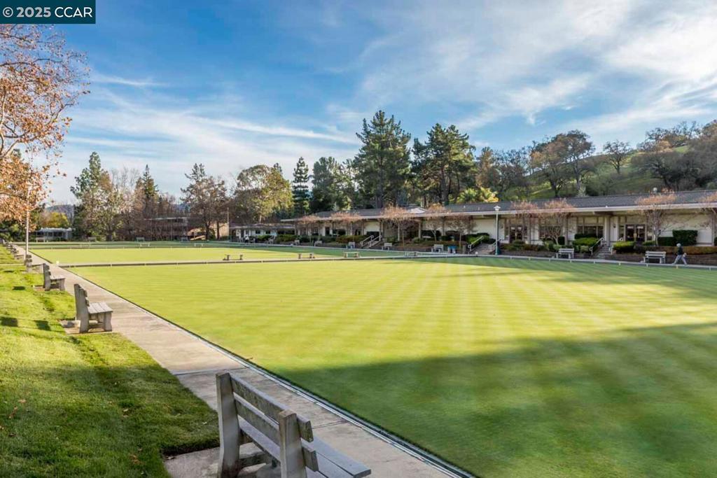 ROSSMOOR - Residential