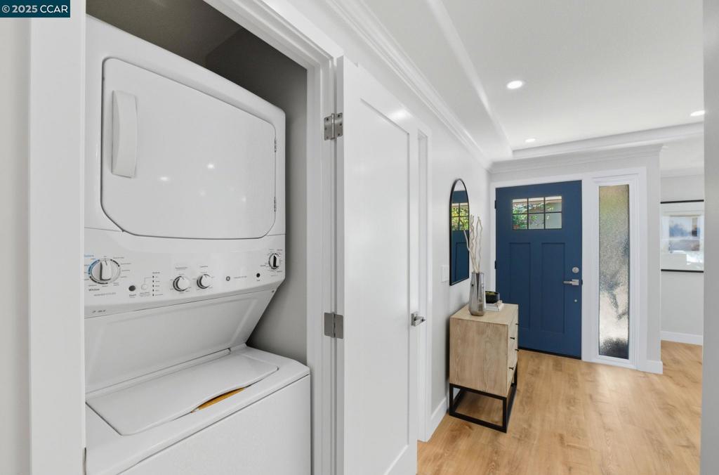 ROSSMOOR - Residential