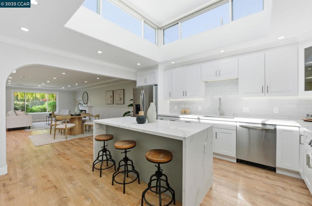 ROSSMOOR - Residential