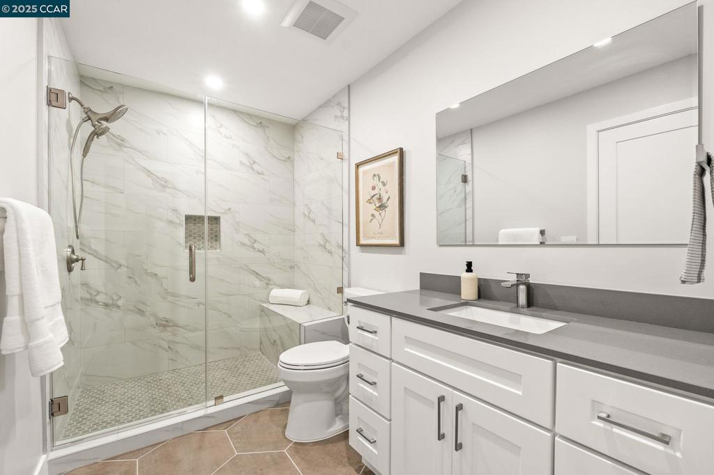 ROSSMOOR - Residential