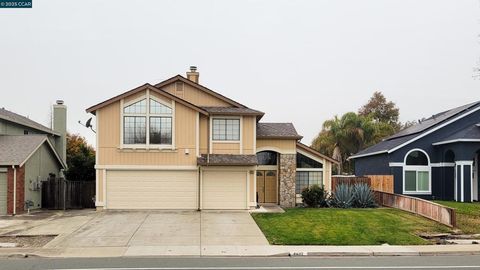 Photo of 4632 Country Hills Dr, Antioch, CA 94531 (MLS # 41119231)