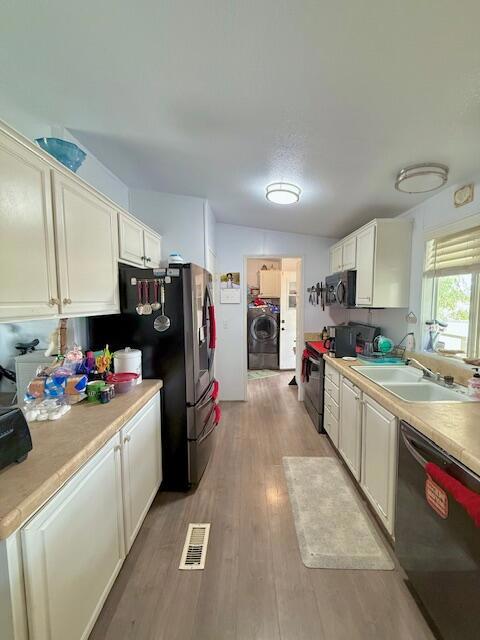 Bermuda Palms - Manufactured In Park