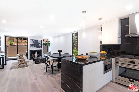 Photo of 1033 Carol Drive #T13, West Hollywood, CA 90069 (MLS # 26663355)