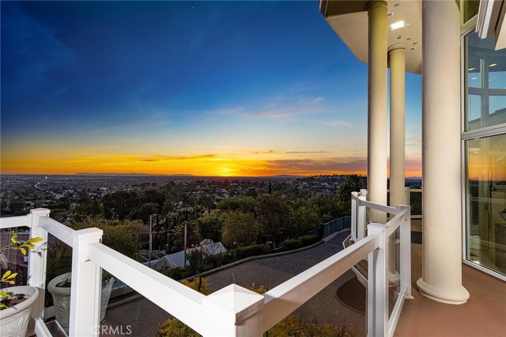 10322 Saint Charles Way