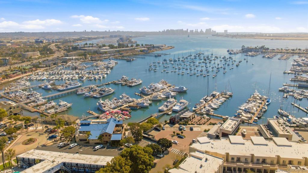 3130 Avenida de Portugal 102