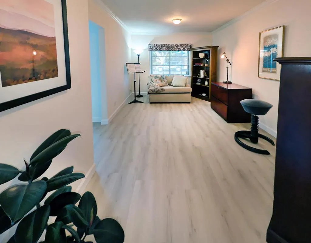 San Mateo, California 94401, United States, 3 Bedrooms Bedrooms, ,2 BathroomsBathrooms,Residential,Active,215659