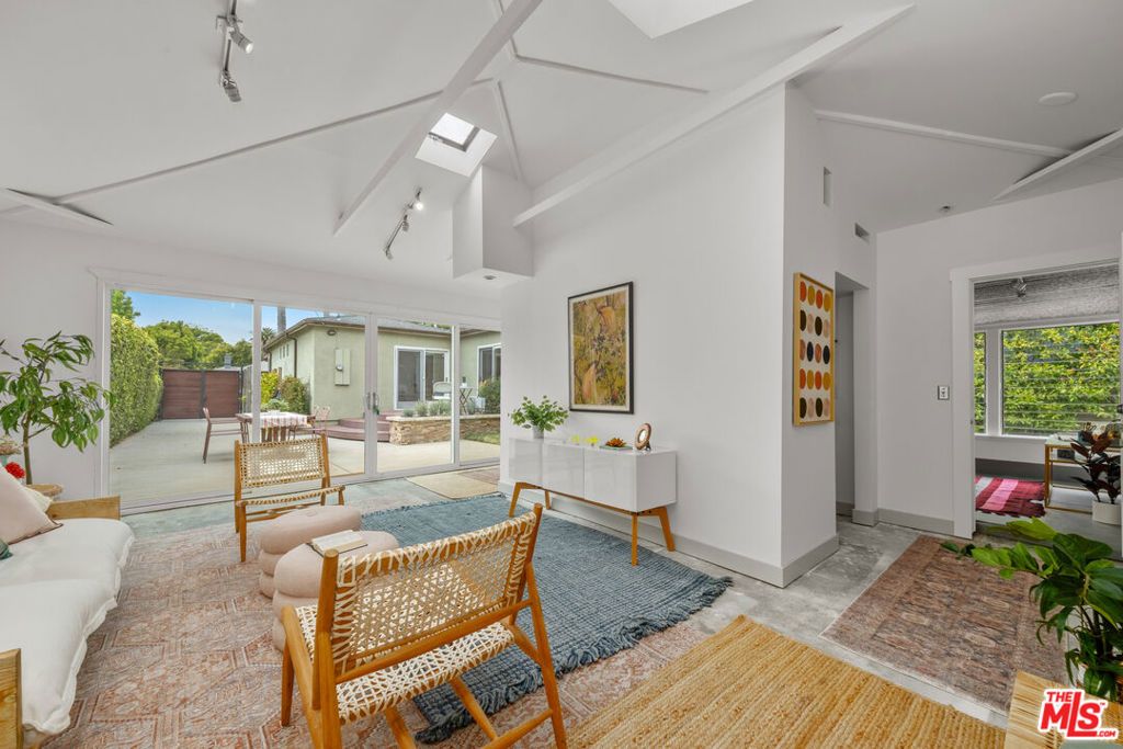 listing image 130729041024573209450