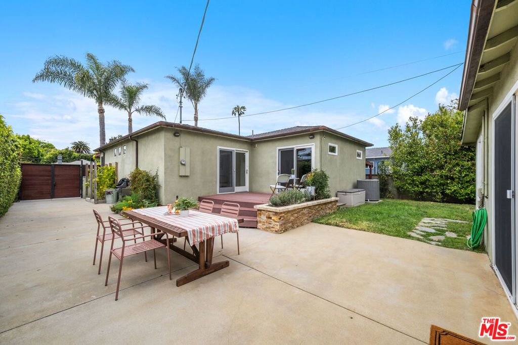 listing image 130721341828477592173
