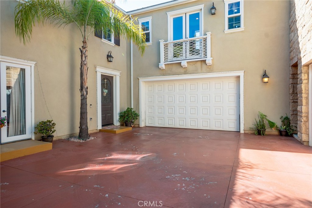 1550 Hibiscus Avenue