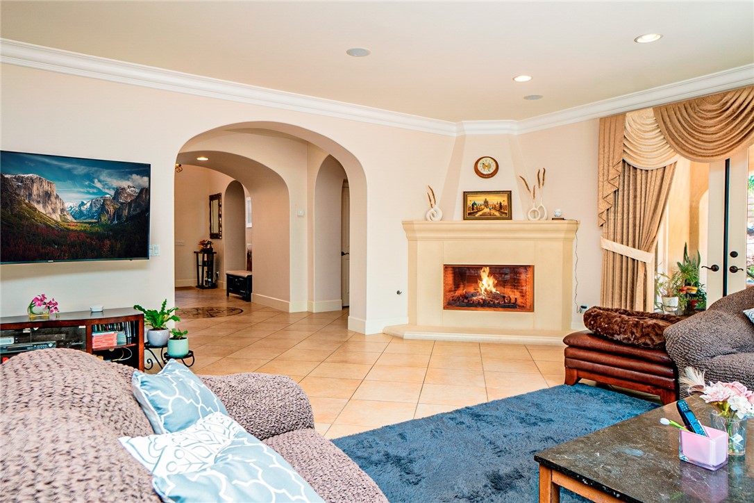 1550 Hibiscus Avenue