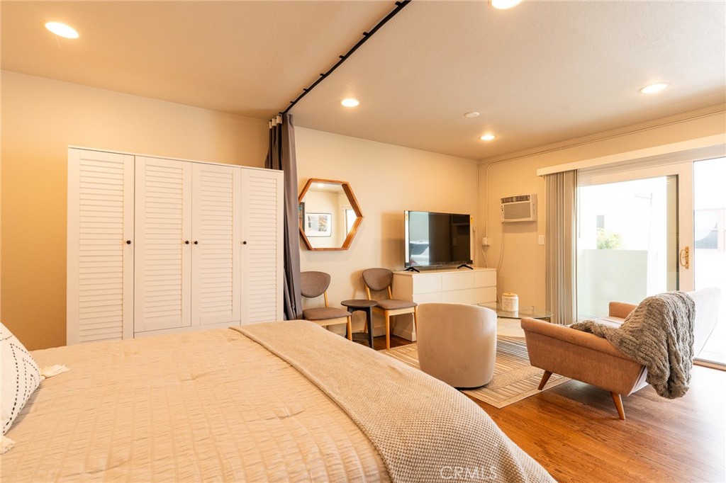 327 Third Street V