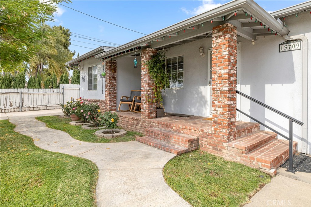 13709 4th Street