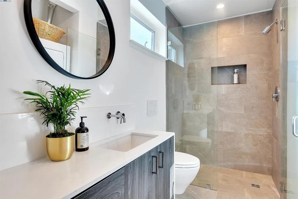 Alameda, California 94502, United States, 1 Bedroom Bedrooms, ,1 BathroomBathrooms,Residential,Active,177720