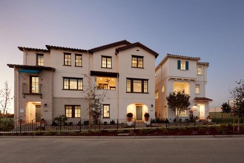 Photo of 38439 Amaranto Street, Newark, CA 94560 (MLS # ML82044869)