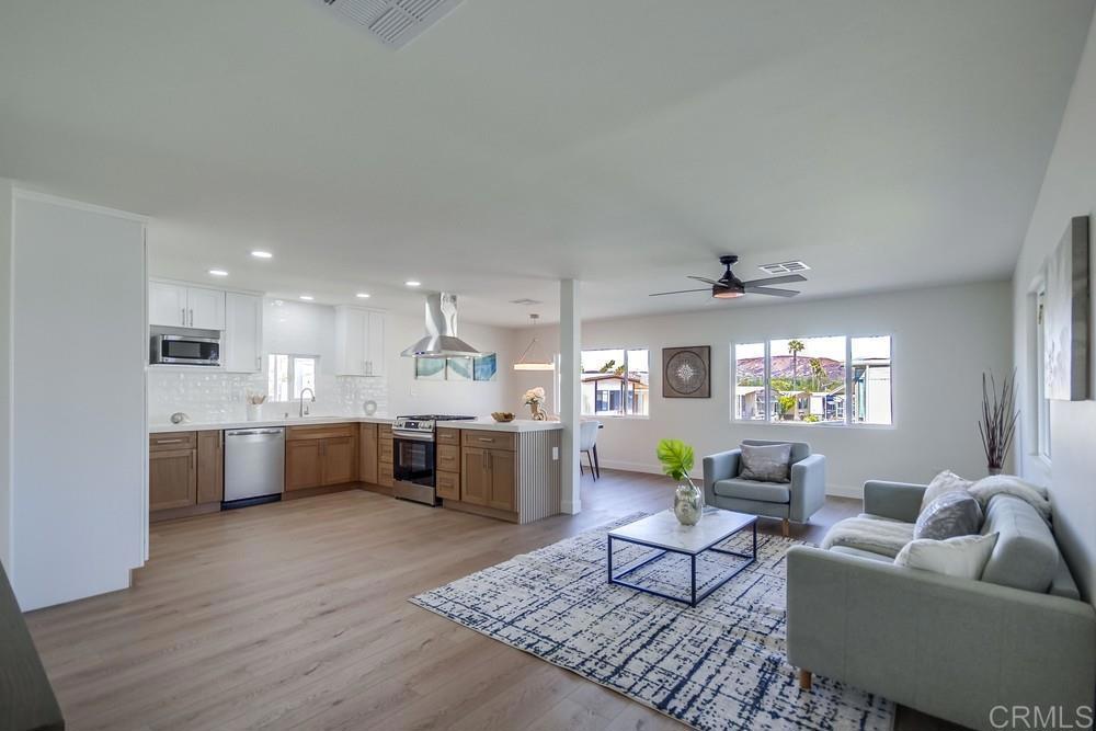 8301 Mission Gorge Road 208