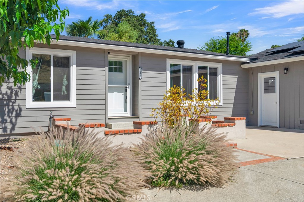 2425 Bridle Trail Lane