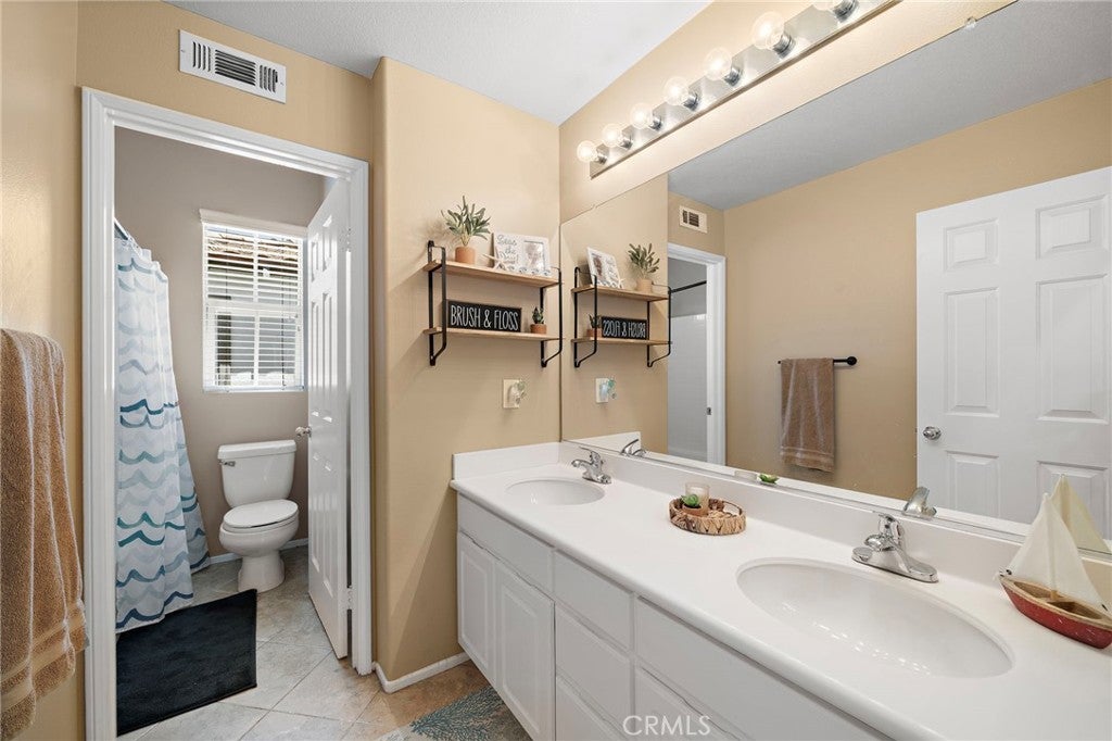 35 Kyle Court, Ladera Ranch CA 92694 - Photo 16