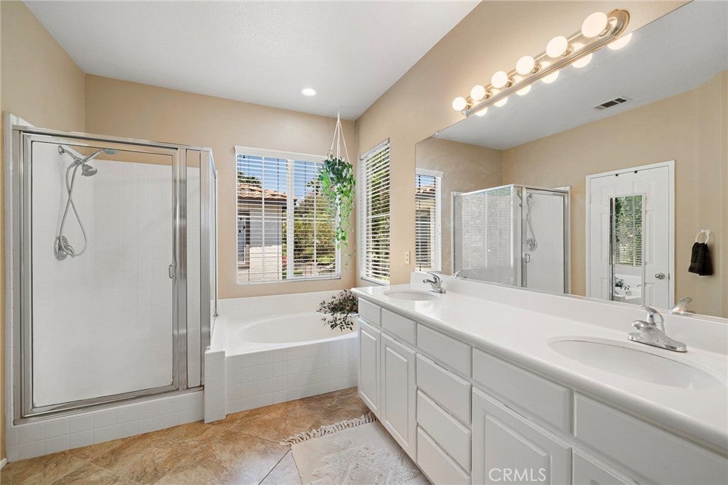 35 Kyle Court, Ladera Ranch CA 92694 - Photo 21