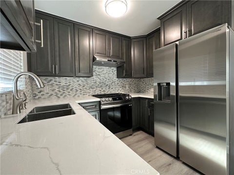 Photo of 41 N Sierra Bonita Avenue #B, Pasadena, CA 91106 (MLS # AR26211638)