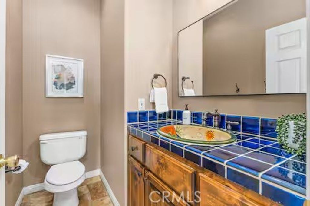 listing image 130726705818016136399