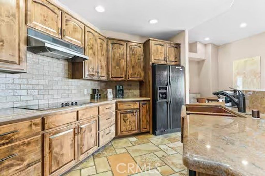 listing image 130721740311539734812