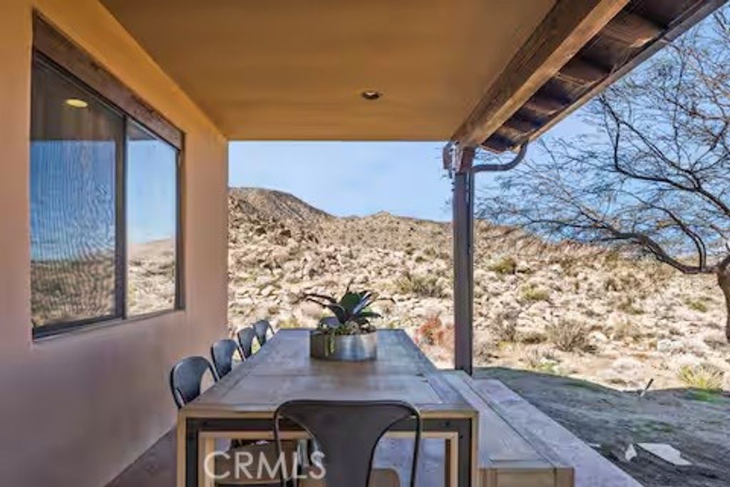 listing image 130720839323335292778