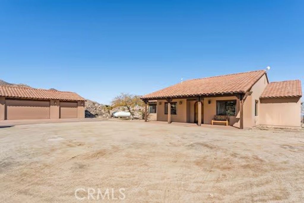listing image 130723903559155274570
