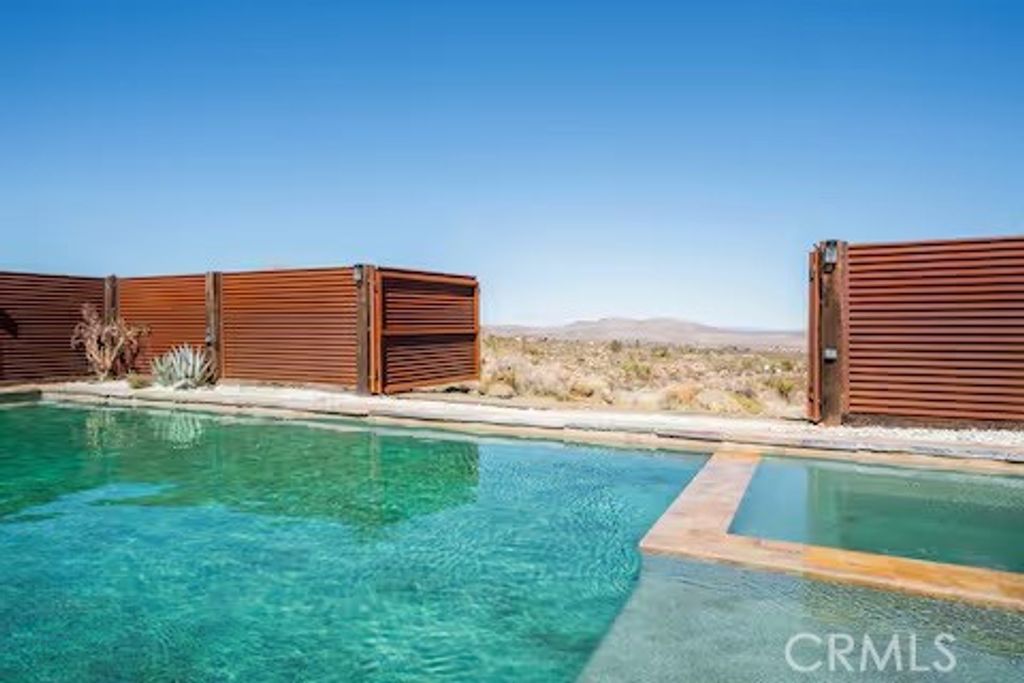 listing image 130727865381742020604