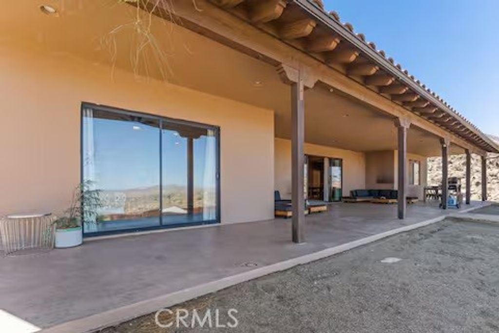 listing image 130723629526078553427