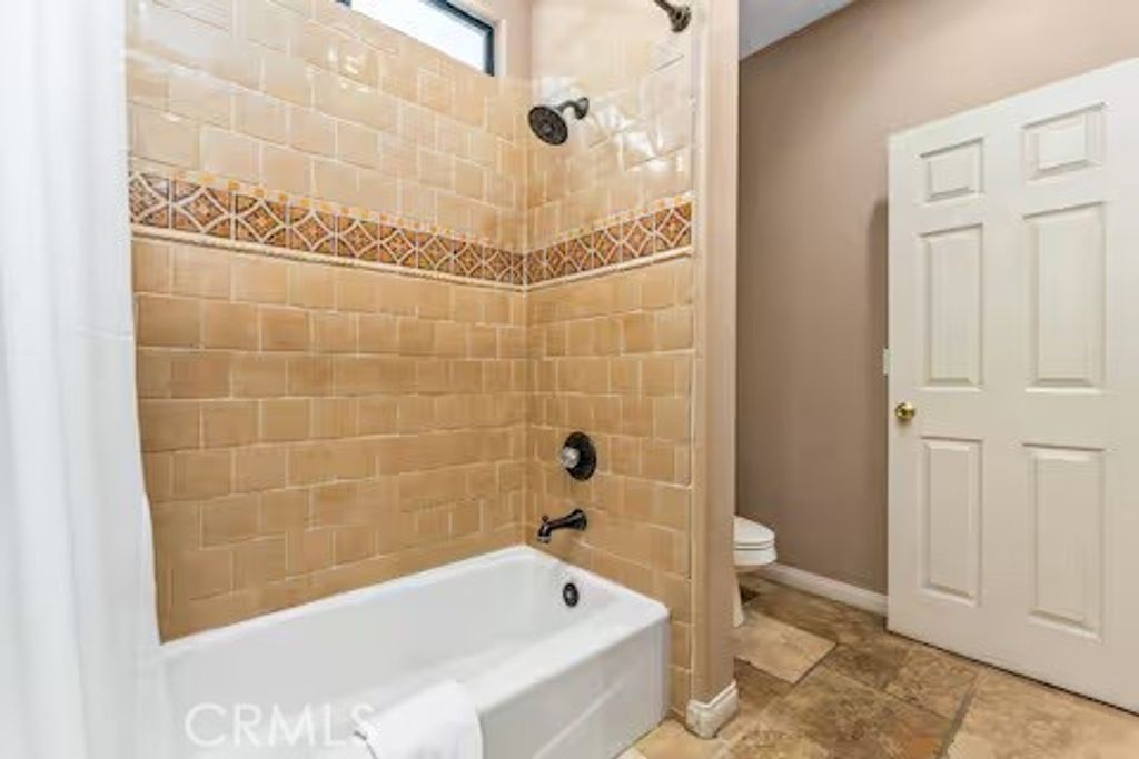 listing image 130723250252758245801