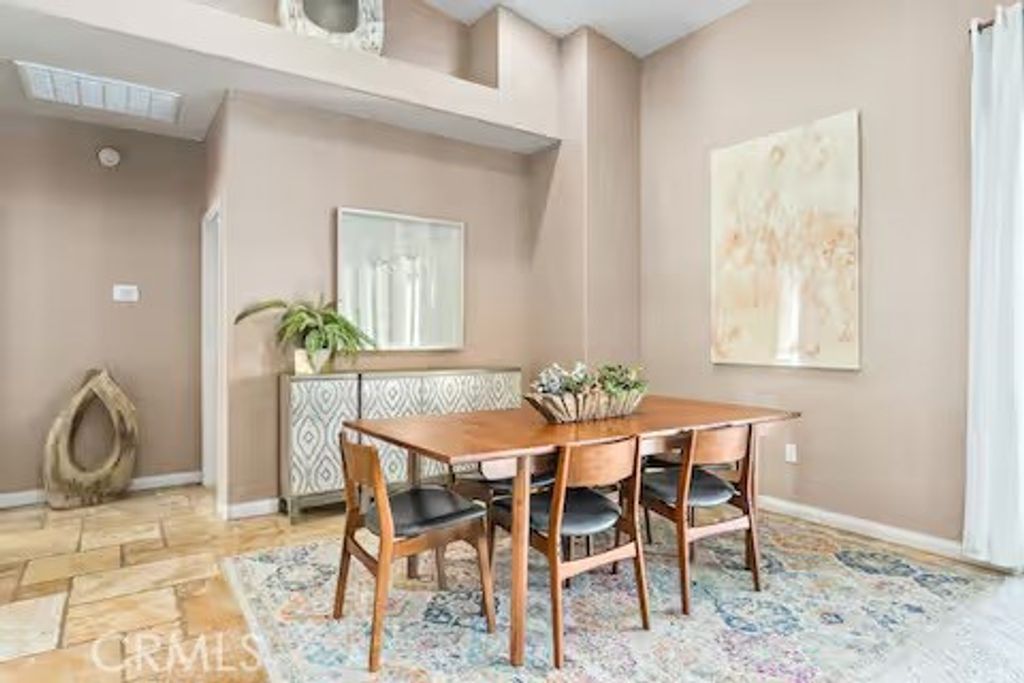 listing image 130727172676784562651