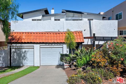 1315 17th Street Manhattan Beach CA 90266